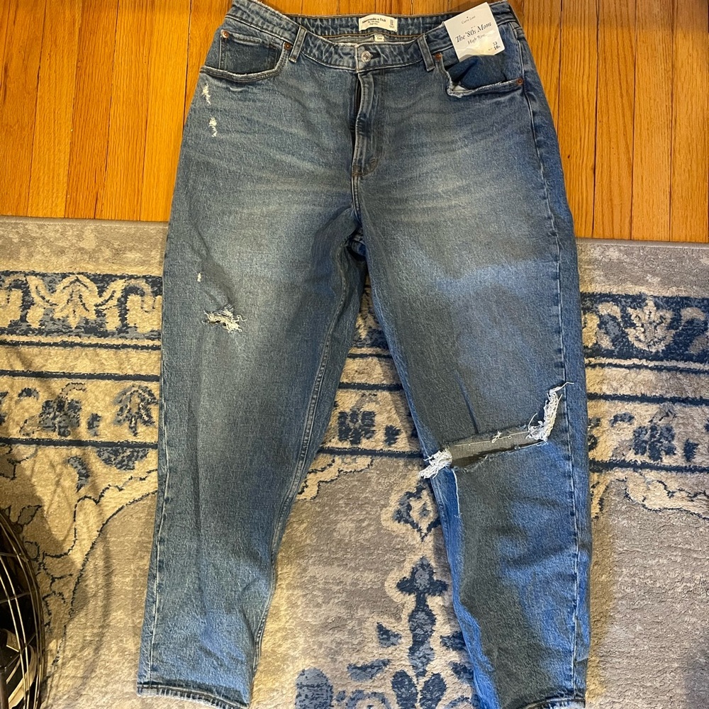 Abercrombie The 80’s Mom High Rise